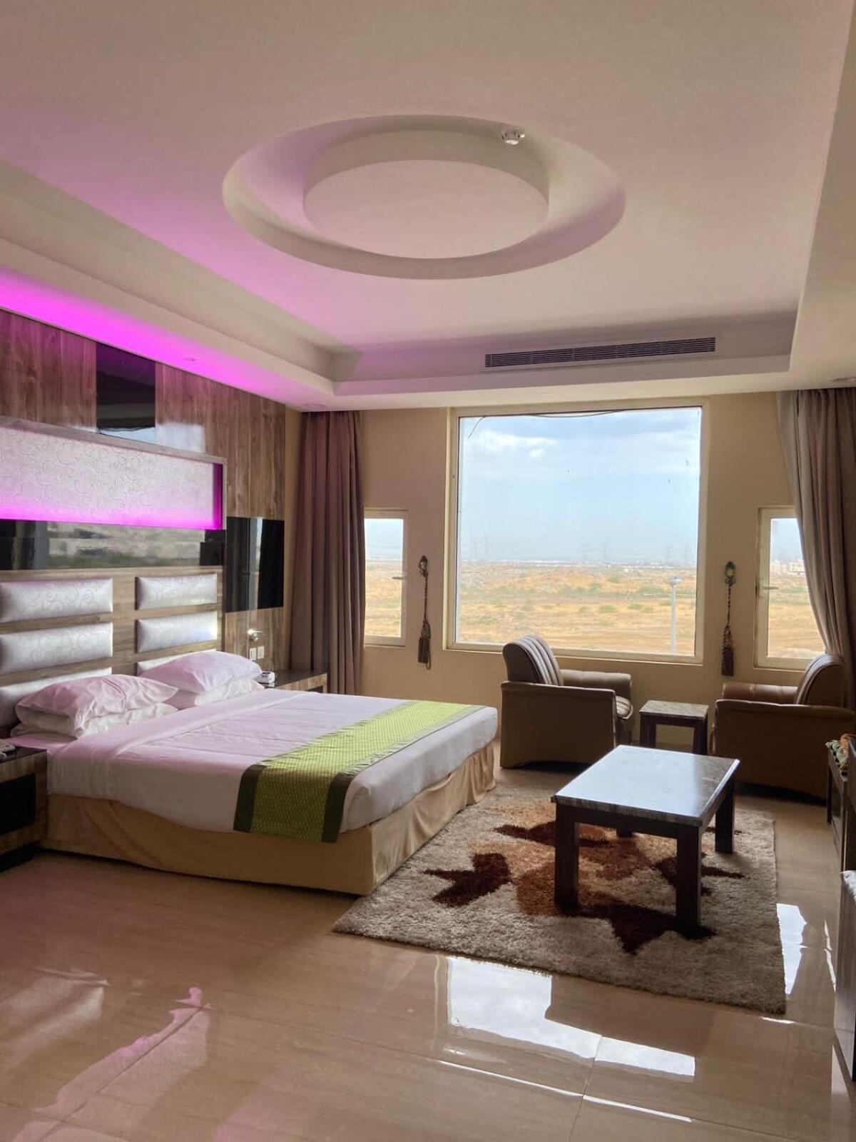 Al- Reef Hotel เจดดาห์ ภายนอก รูปภาพ