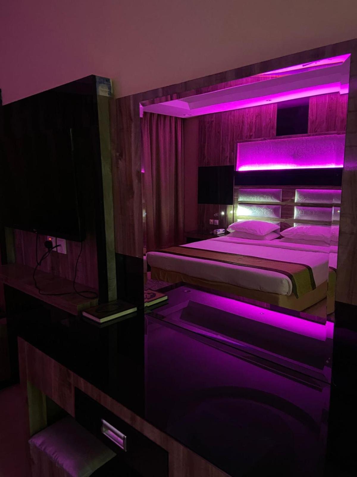 Al- Reef Hotel เจดดาห์ ภายนอก รูปภาพ